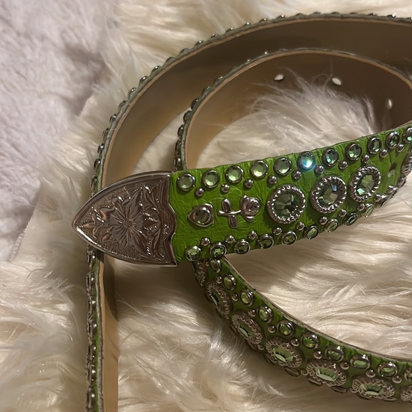 KIPPY’S SWAROVSKI CRYSTAL SILVER BUCKLE STUDDED LEATHER COWGIRL BELT SIZE 32 - Picture 3 of 6
